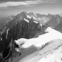 Descent to the Vallee Blanche, Chamonix #IG 6023